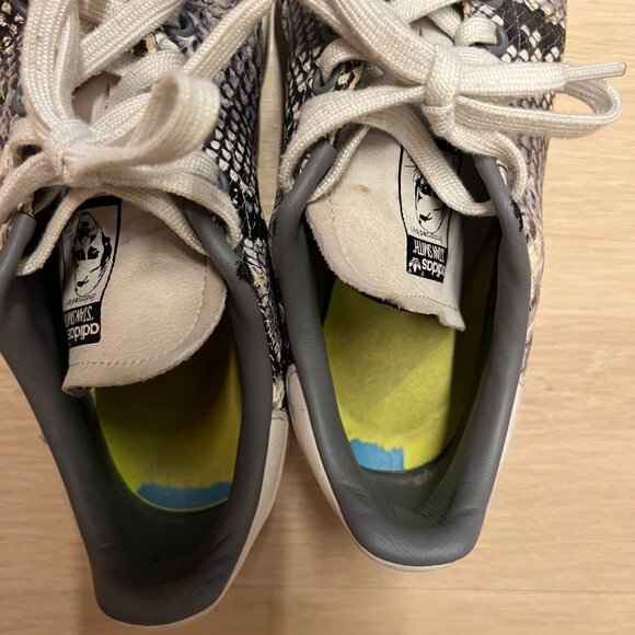 Adidas Stan Smith 'Snakeskin' - M 5.5, W 7 - Crystal White/Grey Four/Core Black - Picture 5 of 7